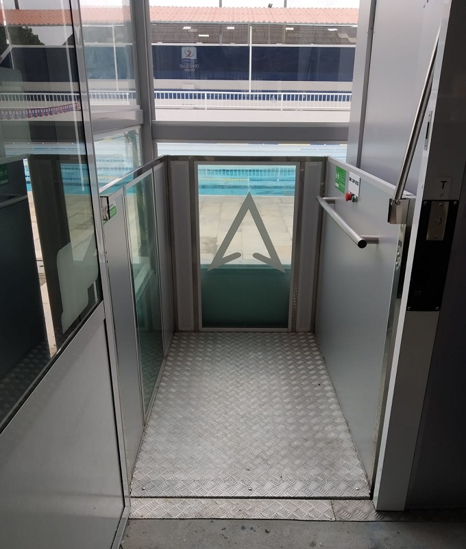 Venda elevadores e plataformas de acessibilidade